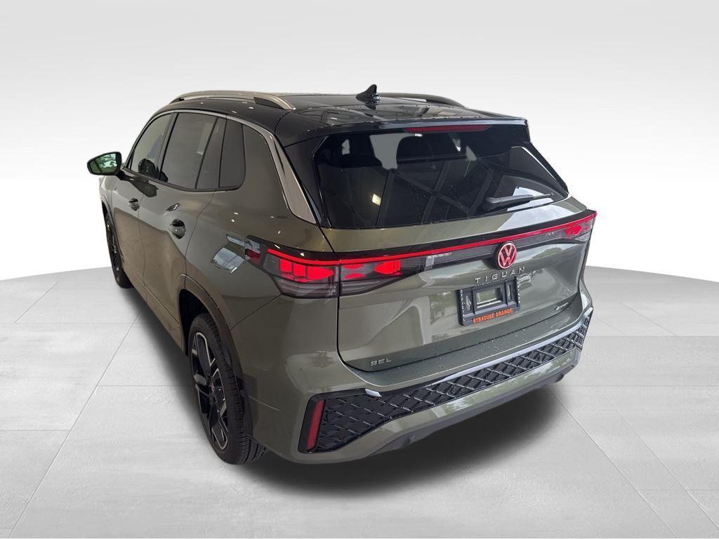 new 2025 Volkswagen Tiguan car, priced at $42,731