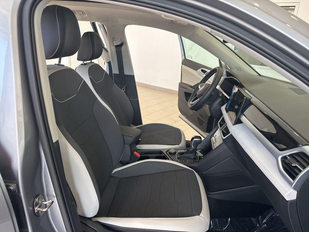 new 2025 Volkswagen Taos car, priced at $32,332