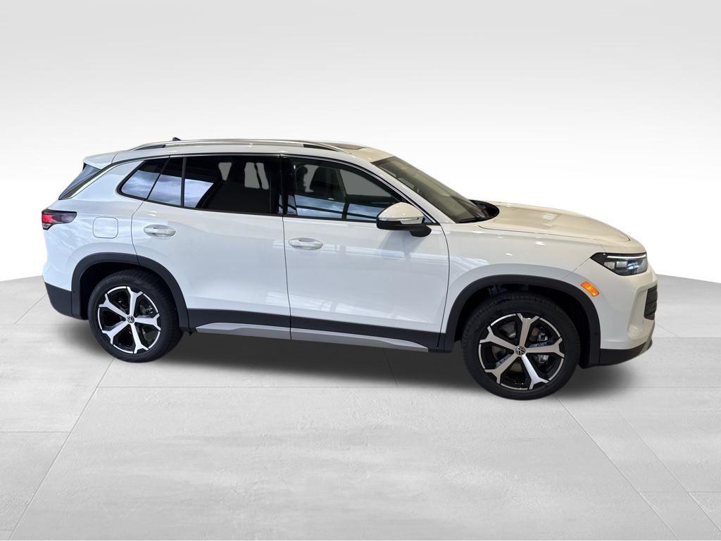 new 2026 Volkswagen Tiguan car, priced at $38,897