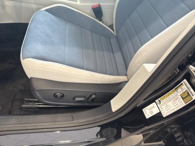 new 2025 Volkswagen Jetta car, priced at $27,053