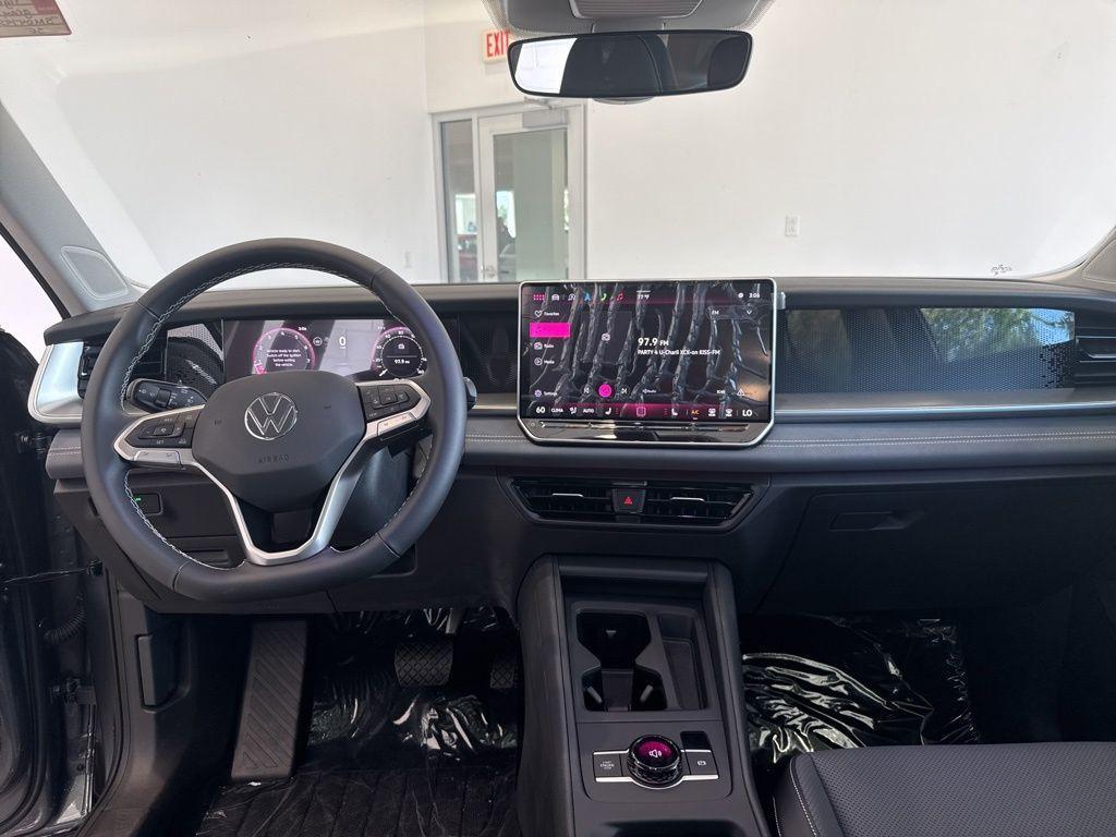 new 2025 Volkswagen Tiguan car, priced at $37,271