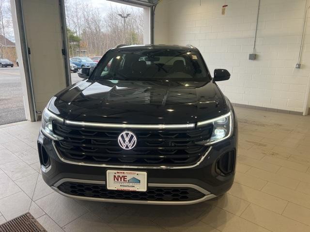 new 2025 Volkswagen Atlas Cross Sport car, priced at $44,586
