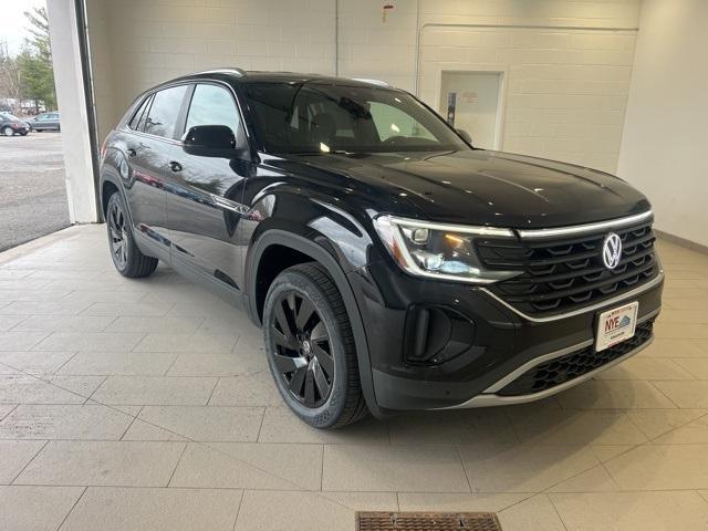 new 2025 Volkswagen Atlas Cross Sport car, priced at $44,586