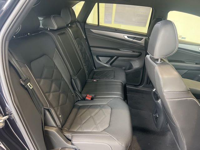 new 2025 Volkswagen Atlas Cross Sport car, priced at $44,586