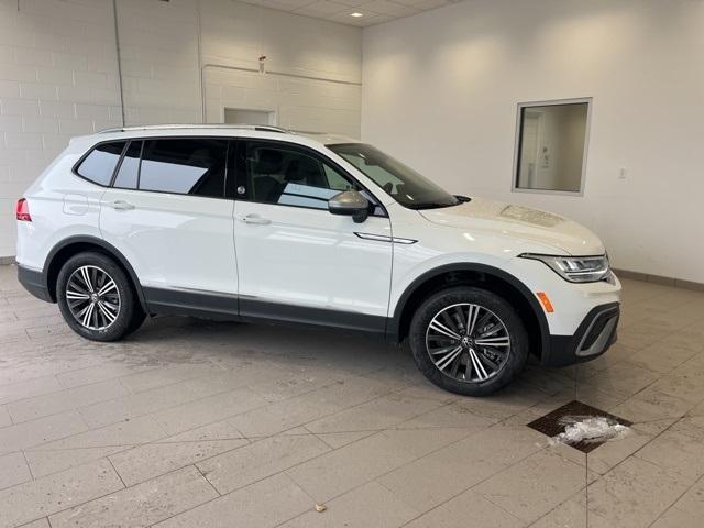 new 2024 Volkswagen Tiguan car, priced at $34,951