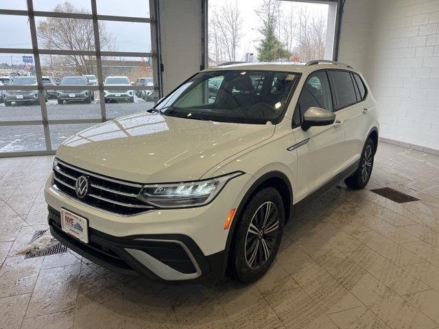 new 2024 Volkswagen Tiguan car, priced at $34,951