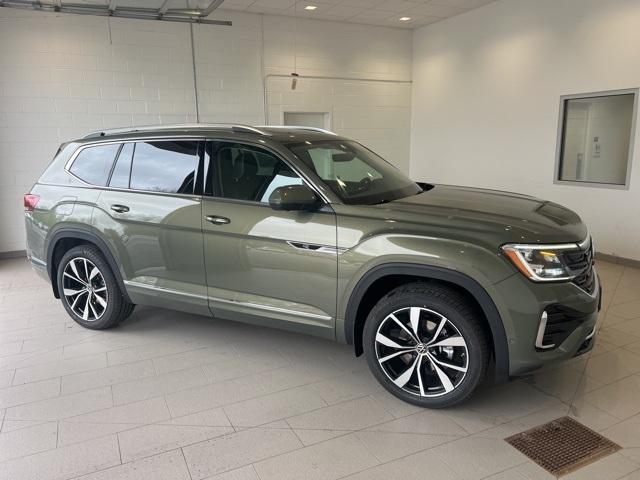 new 2025 Volkswagen Atlas car, priced at $56,901