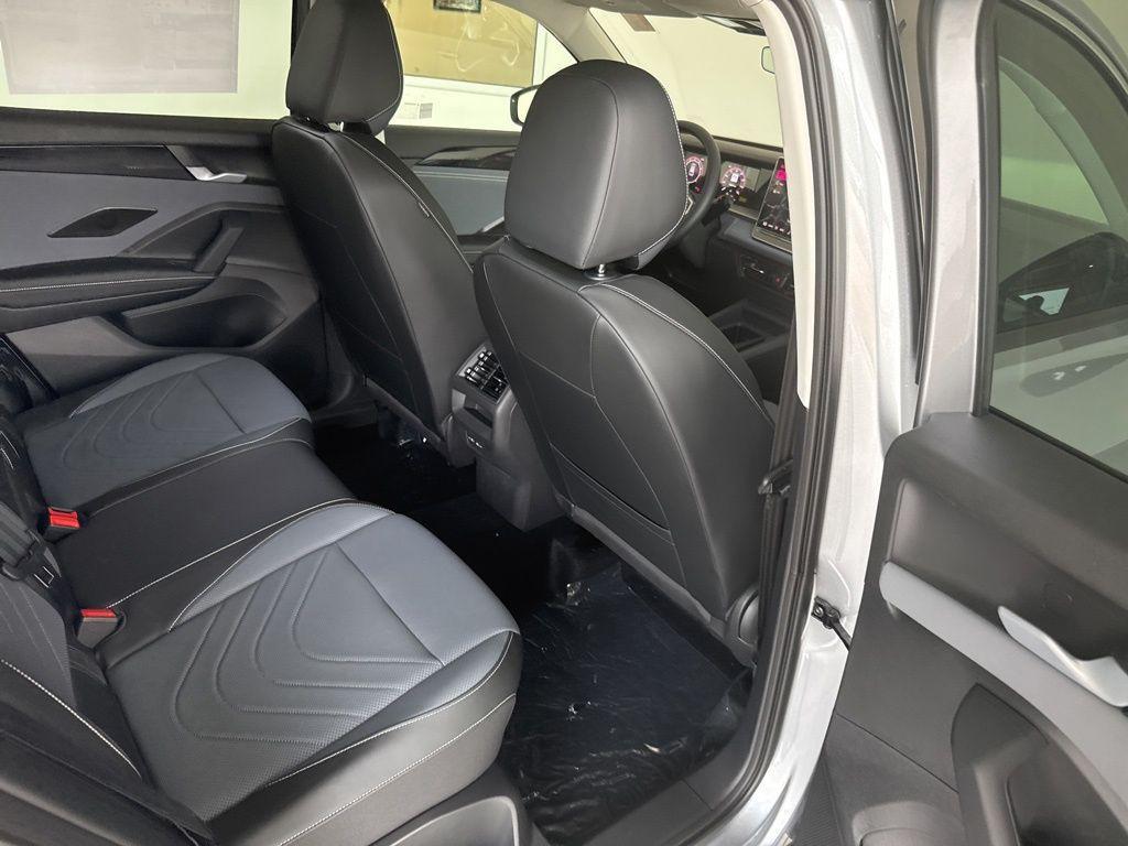 new 2025 Volkswagen Tiguan car, priced at $36,521