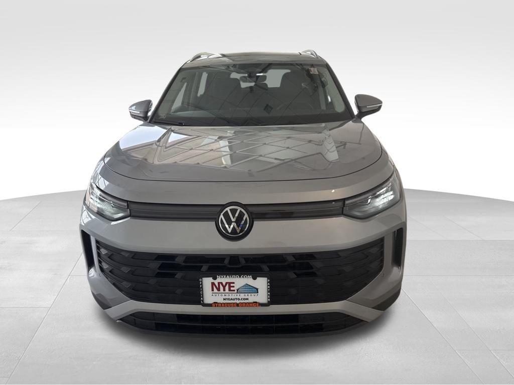new 2025 Volkswagen Tiguan car, priced at $36,521