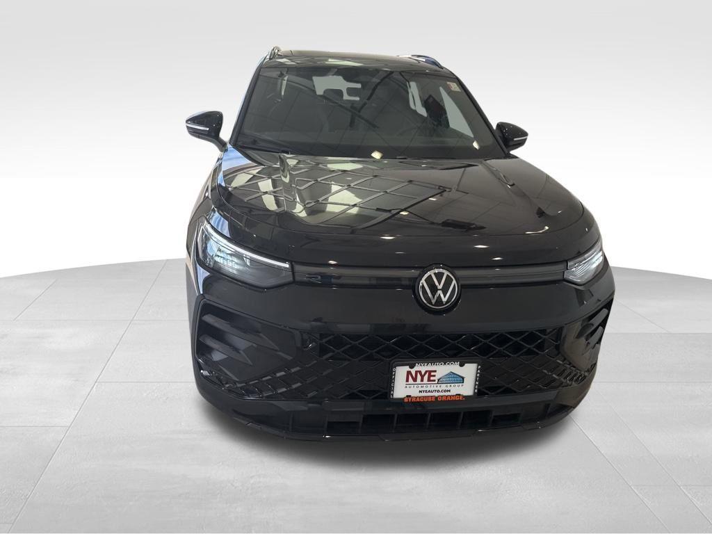 new 2025 Volkswagen Tiguan car, priced at $39,437