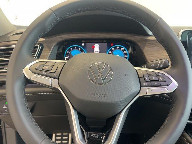 new 2025 Volkswagen Atlas car, priced at $54,536