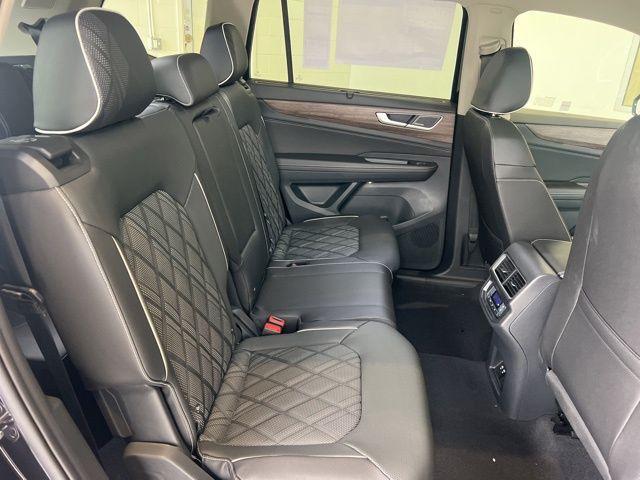 new 2025 Volkswagen Atlas car, priced at $54,536