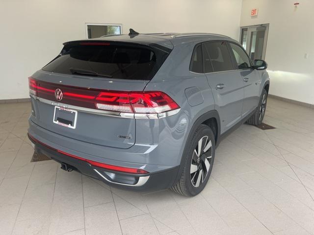 new 2024 Volkswagen Atlas Cross Sport car, priced at $40,661