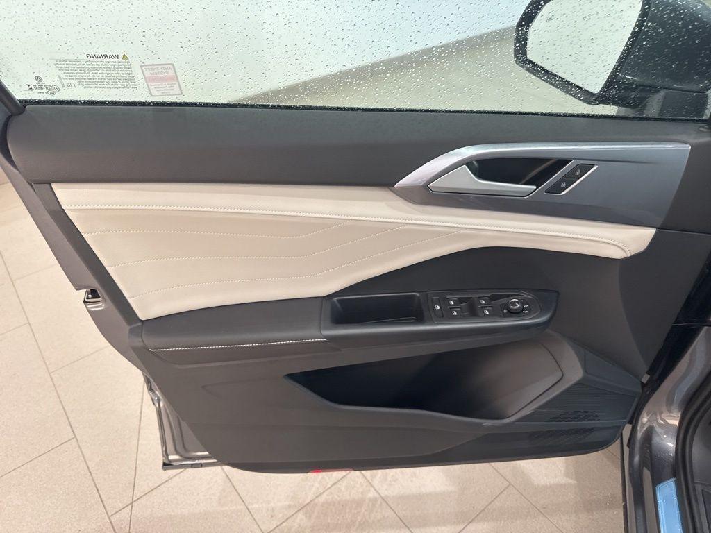 new 2025 Volkswagen Taos car, priced at $37,032