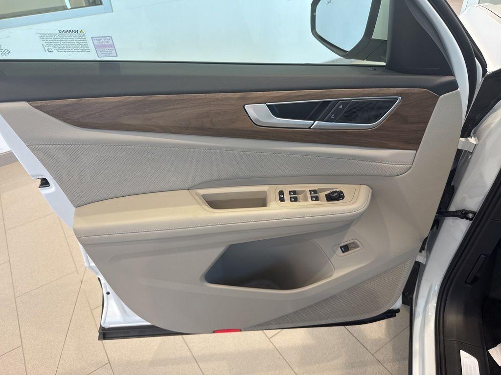new 2026 Volkswagen Atlas car, priced at $50,120