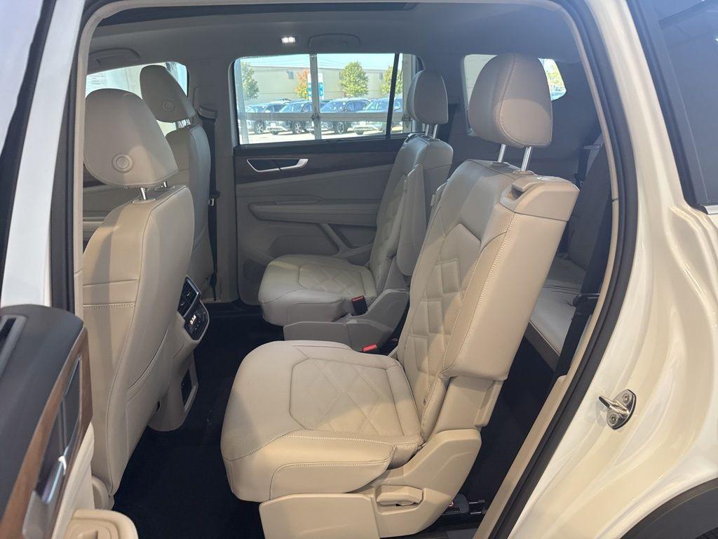 new 2026 Volkswagen Atlas car, priced at $50,120