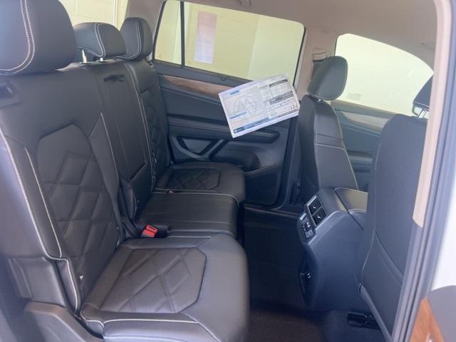 new 2025 Volkswagen Atlas car, priced at $47,095