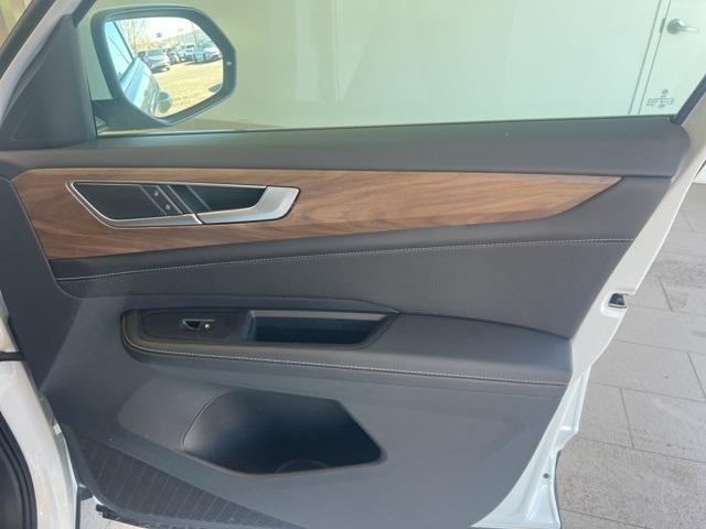 new 2025 Volkswagen Atlas car, priced at $47,095