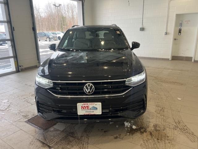 new 2024 Volkswagen Tiguan car, priced at $35,418