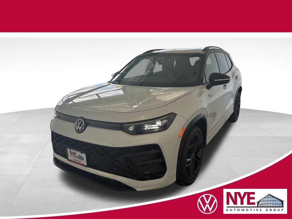 new 2025 Volkswagen Tiguan car, priced at $40,681