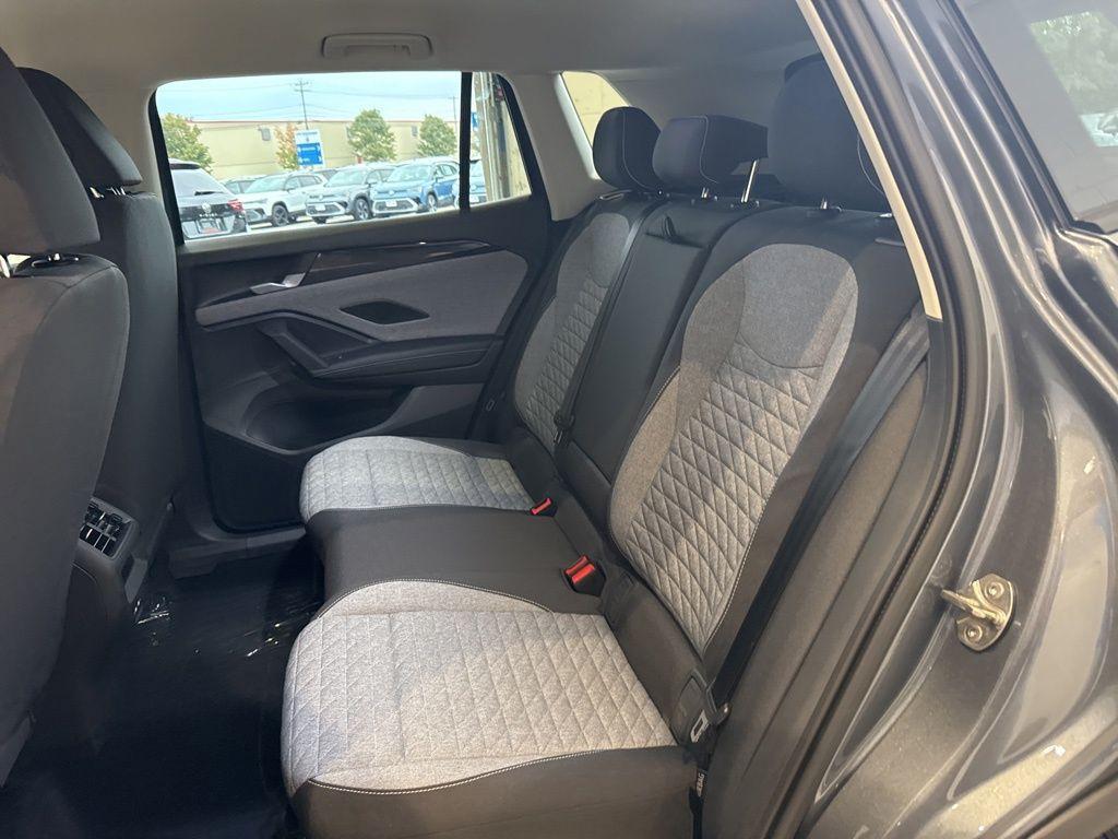 new 2025 Volkswagen Tiguan car, priced at $32,786