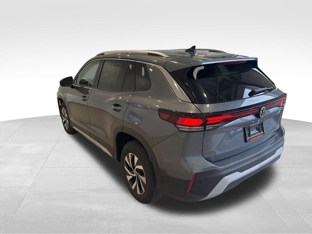 new 2025 Volkswagen Tiguan car, priced at $32,786