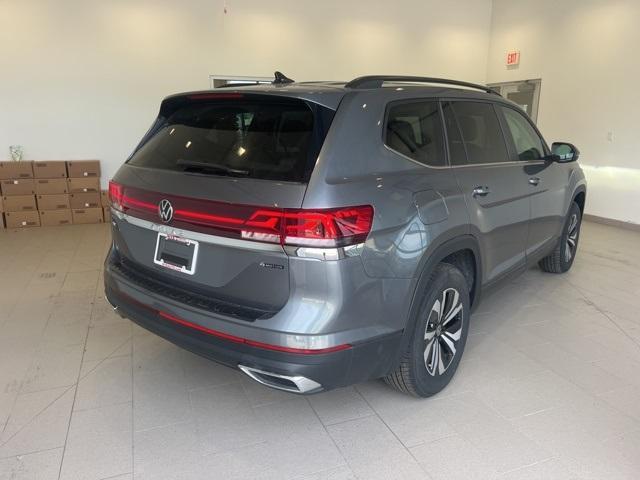 new 2024 Volkswagen Atlas car, priced at $37,038