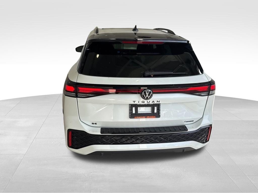 new 2025 Volkswagen Tiguan car, priced at $39,902