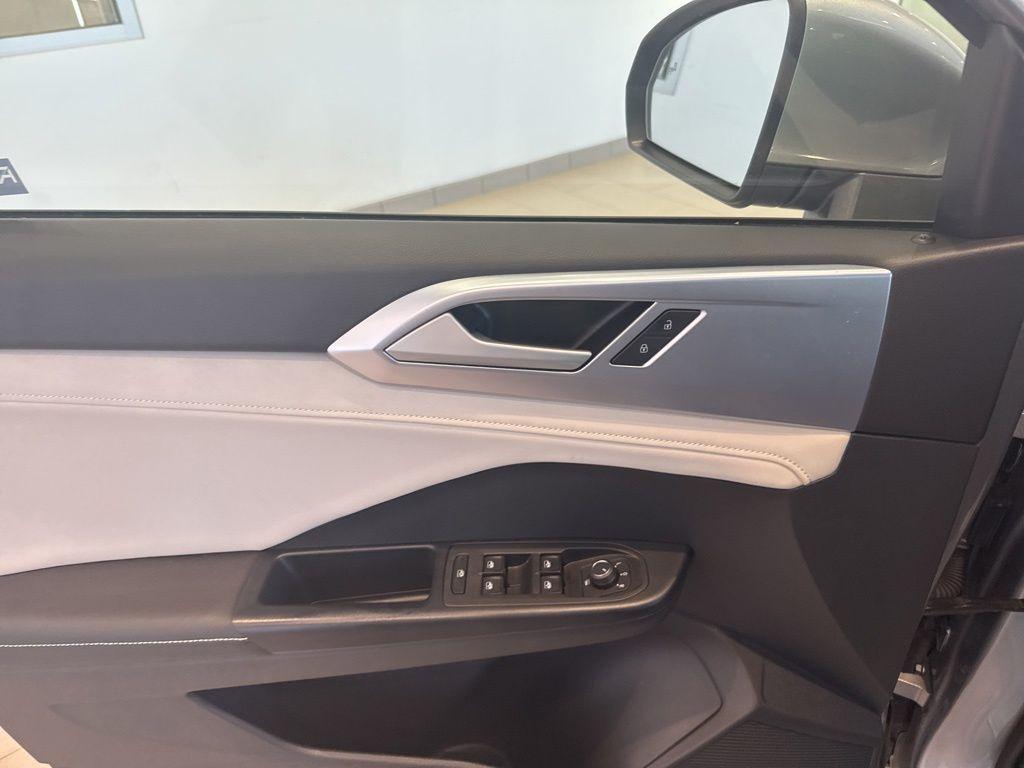 used 2025 Volkswagen Taos car, priced at $28,840