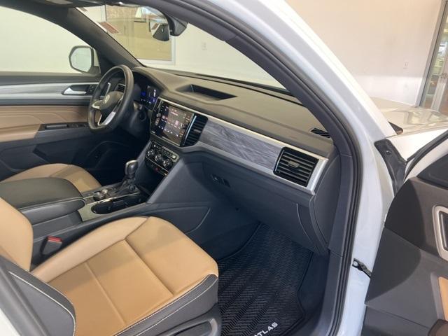 used 2022 Volkswagen Atlas Cross Sport car, priced at $28,555