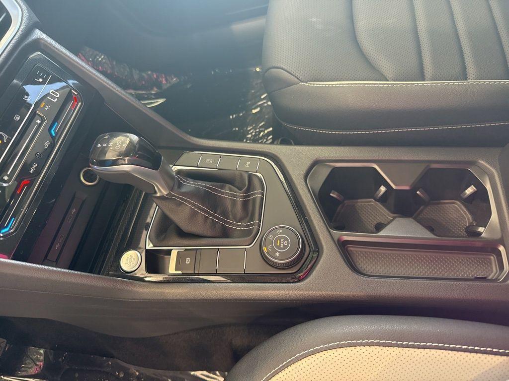 new 2025 Volkswagen Taos car, priced at $36,637
