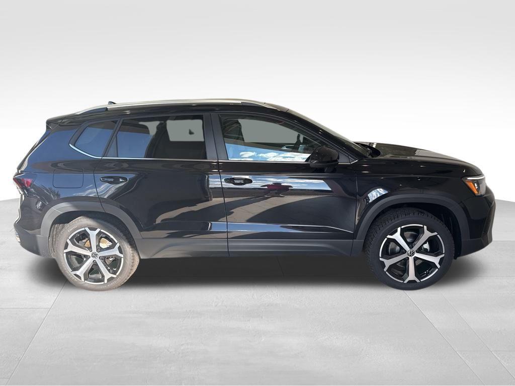 new 2025 Volkswagen Taos car, priced at $36,637