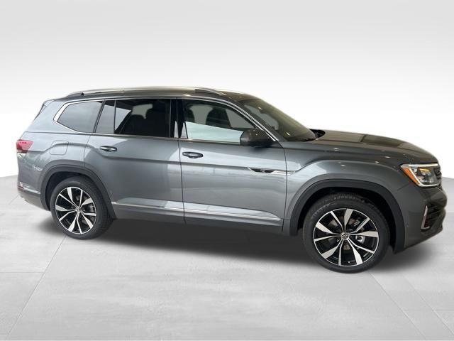 new 2025 Volkswagen Atlas car, priced at $54,536
