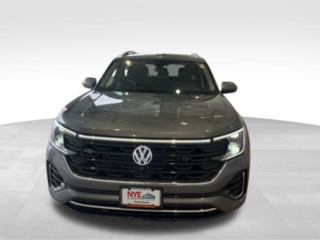 new 2025 Volkswagen Atlas car, priced at $54,536