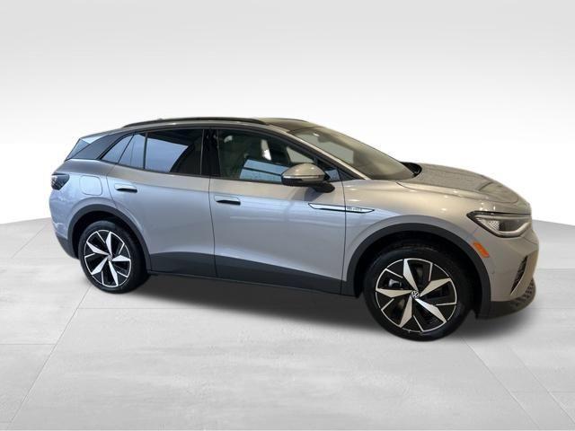 new 2024 Volkswagen ID.4 car, priced at $45,641