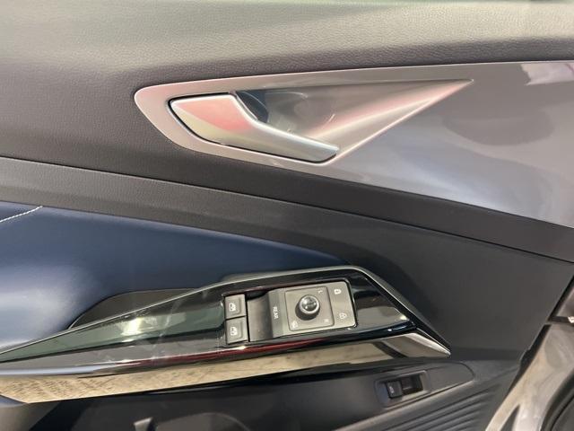 new 2024 Volkswagen ID.4 car, priced at $45,641
