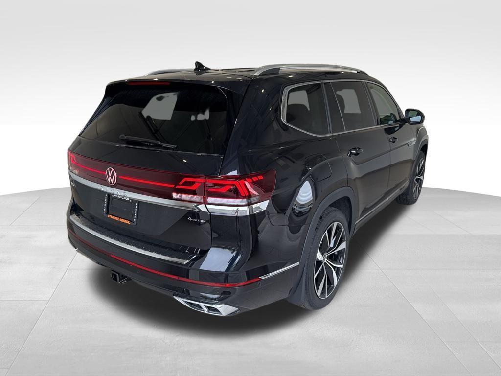 new 2026 Volkswagen Atlas car, priced at $57,301