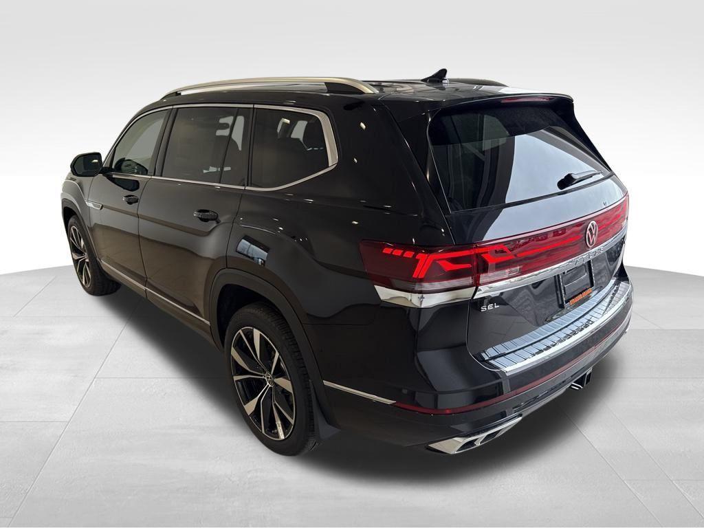 new 2026 Volkswagen Atlas car, priced at $57,301