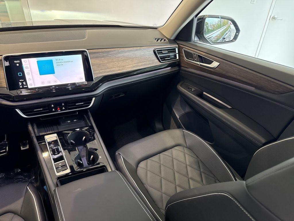 new 2026 Volkswagen Atlas car, priced at $57,301