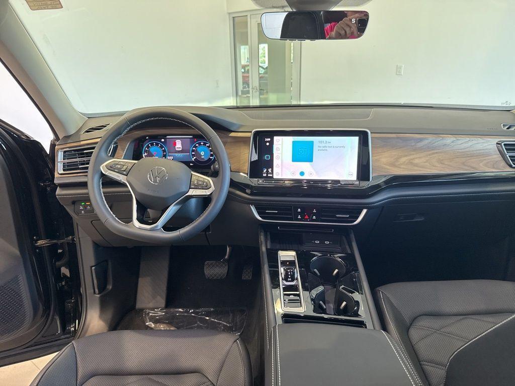 new 2026 Volkswagen Atlas car, priced at $48,573