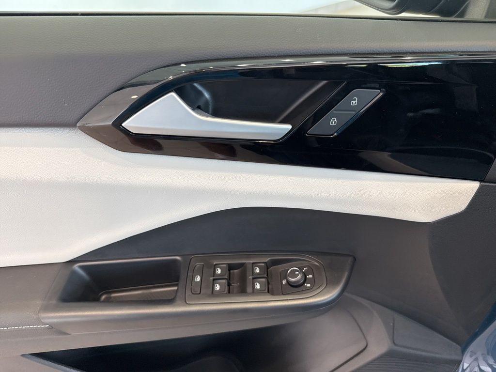 new 2025 Volkswagen Taos car, priced at $28,232