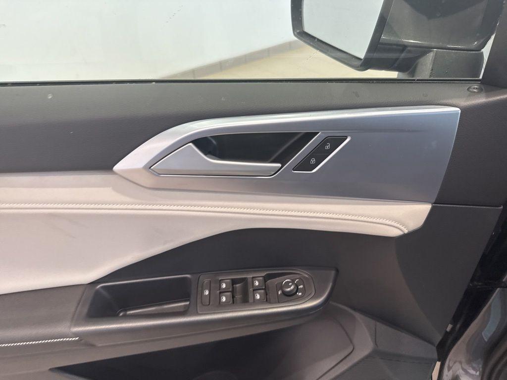 new 2025 Volkswagen Taos car, priced at $32,332