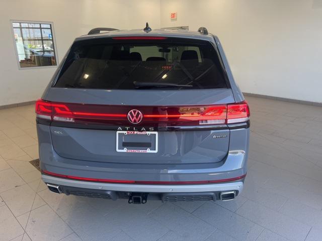 new 2024 Volkswagen Atlas car, priced at $47,496