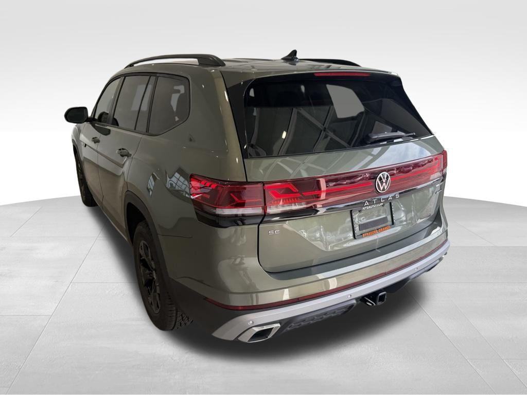 new 2025 Volkswagen Atlas car, priced at $47,151
