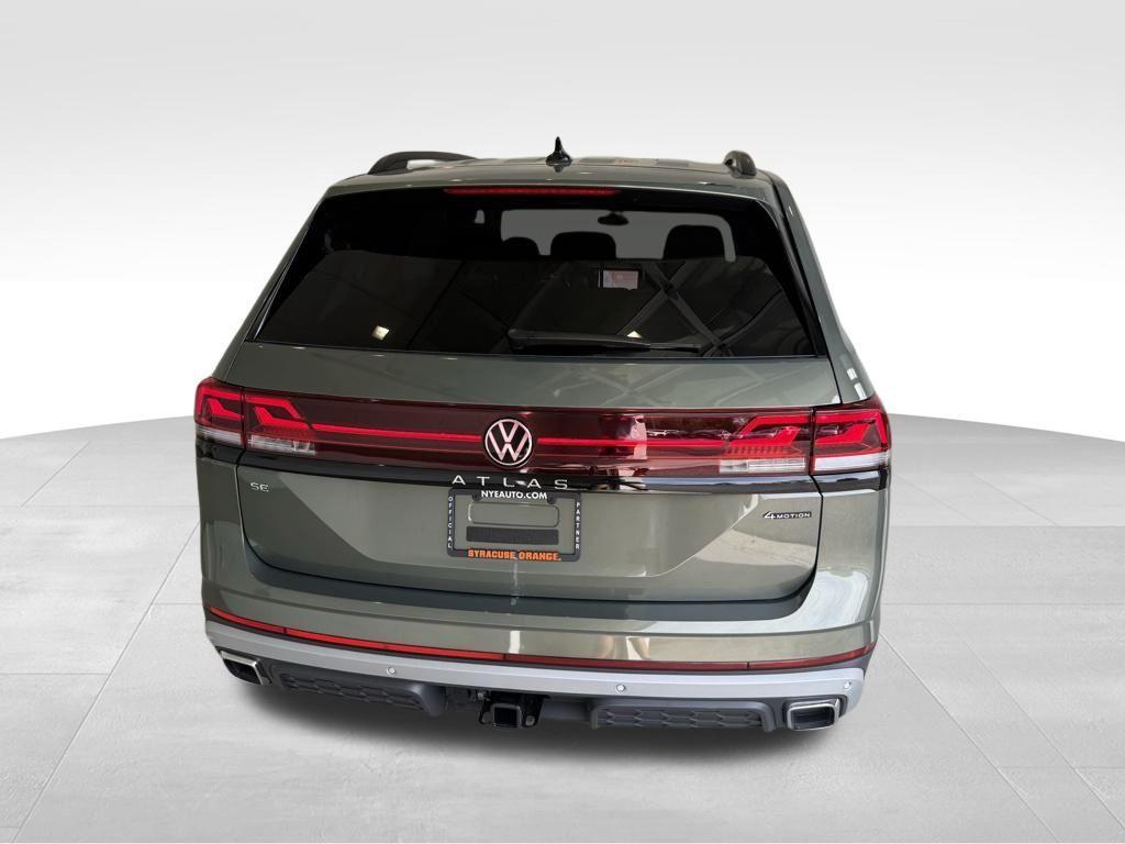 new 2025 Volkswagen Atlas car, priced at $47,151