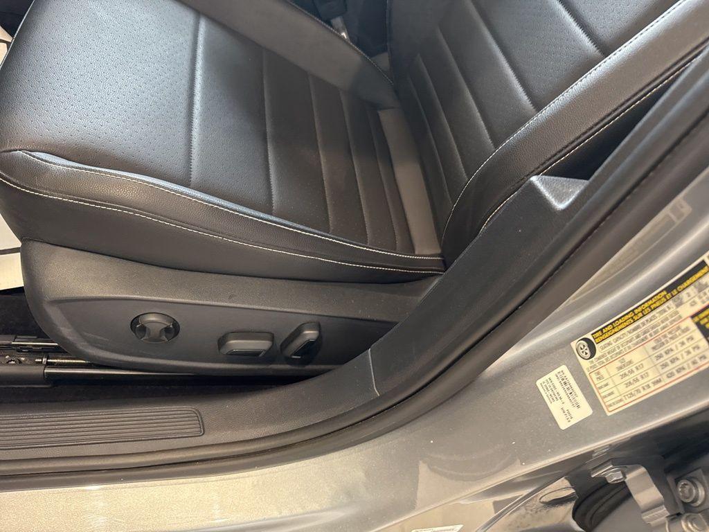 used 2023 Volkswagen Jetta car, priced at $20,877