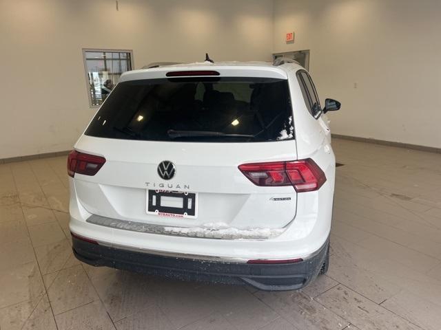 new 2024 Volkswagen Tiguan car, priced at $34,951