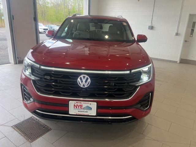 new 2024 Volkswagen Atlas car, priced at $49,516