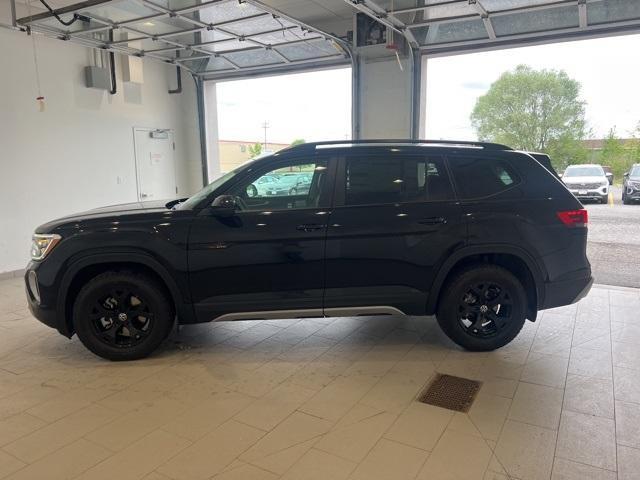 new 2025 Volkswagen Atlas car, priced at $48,811