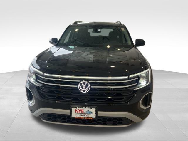 new 2025 Volkswagen Atlas car, priced at $48,611